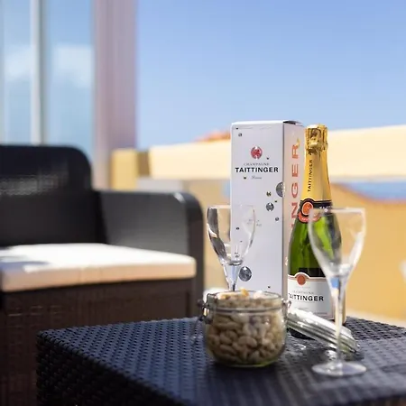 Eden La Paz Vila Sauzal